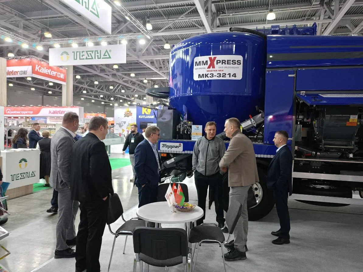 Мобильный комбикормовый завод МКЗ-3214 на выставке AGRAVIA-2026