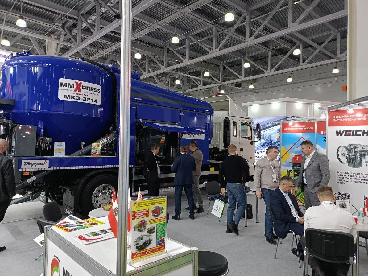 Мобильный комбикормовый завод МКЗ-3214 на выставке AGRAVIA-2026