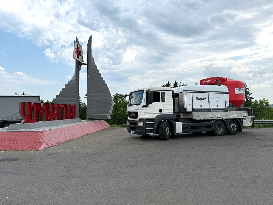 Мобильный комбикормовый завод МКЗ-3214 на шасси MAN